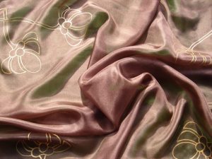 Kézzel festett selyemkendő - Szeréna