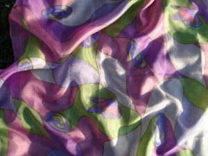 Kézzel festett selyemkendő májusi kert 1. mintás