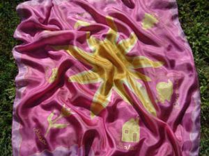 Kézzel festett hernyóselyem - selyemsál, selyemkendő - egyedi tervezés