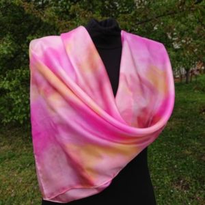 Kézzel festett selyemkendő pasztell rózsaszín