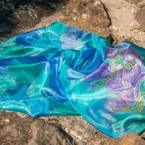 Kézzel festett selyemkendő harangvirágos